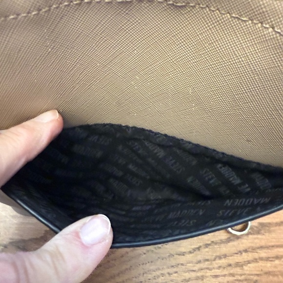 Steve Madden Tan Crossbody Bag - Picture 8 of 9